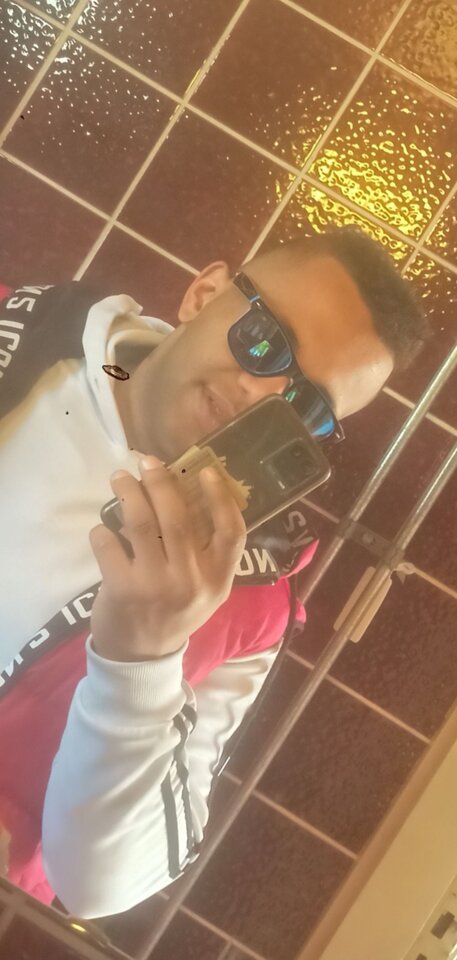 Snapchat-1213125569.jpg - bartus420