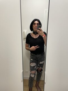 Uległa czeka, ktoś się zaopiekuje ?