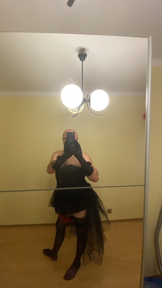 C1E474C1-4E16-4547-A88C-68F2AAC748F7.jpeg - nylon_fun