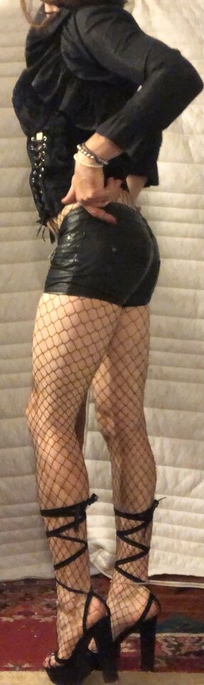 20546CB0-D497-41F5-8BF2-99DD82094E4F.jpeg - CD_foxtrot