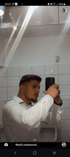 Screenshot_20220727-232701_Snapchat.jpg
