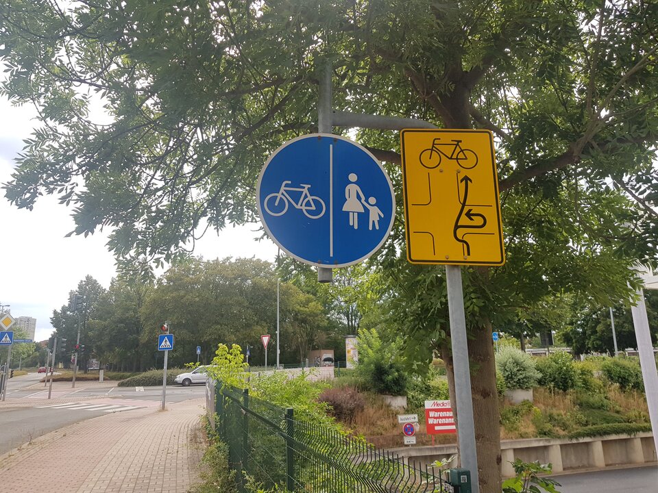 PIŁEŚ ? > NIE jedź > - QRKIN