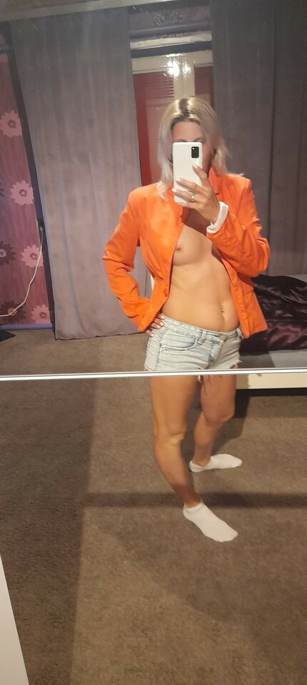 received_600087458351365.jpeg - parka_85_83