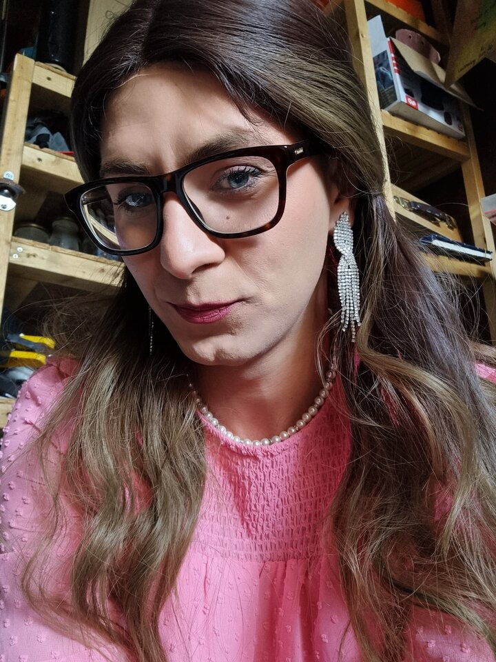 wogole to przekłuam sobie obydwie dziurki w uszach hihihi - j0aNa89