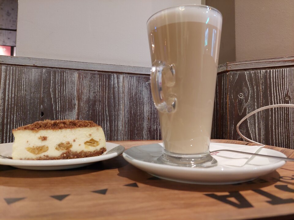 Kawa czy ciasto ? Oto jest pytanie - Tomasz39lat