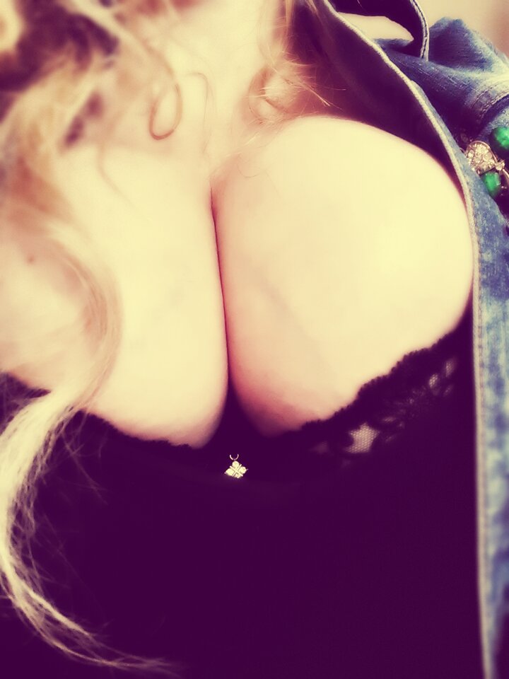 Najlepsze w niedzieli, to sobota wieczór.. .jpg - boobsbaby