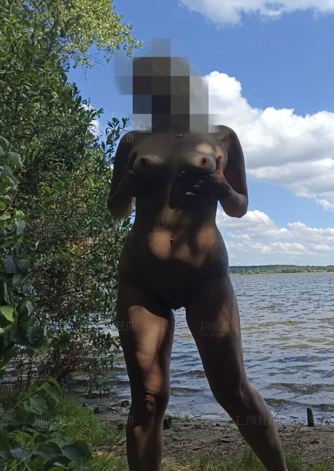 Point Blur_Aug092022_182834.jpg - Aniolki_z_pieklarodem