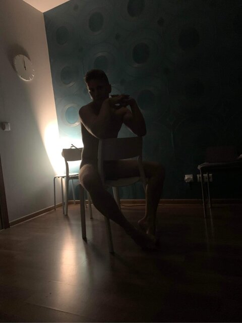 C49FB852-9F64-443C-862F-5B64C6CE7CD7.jpeg - mlody08111