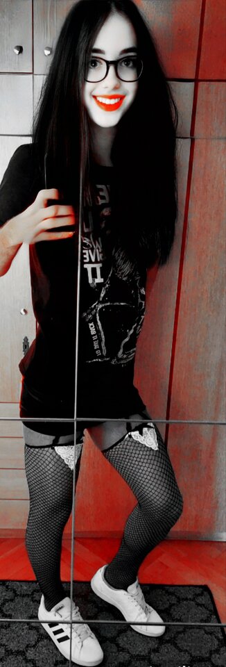 FaceApp_1661620897372.jpg - MoniczkaPrzebieralska