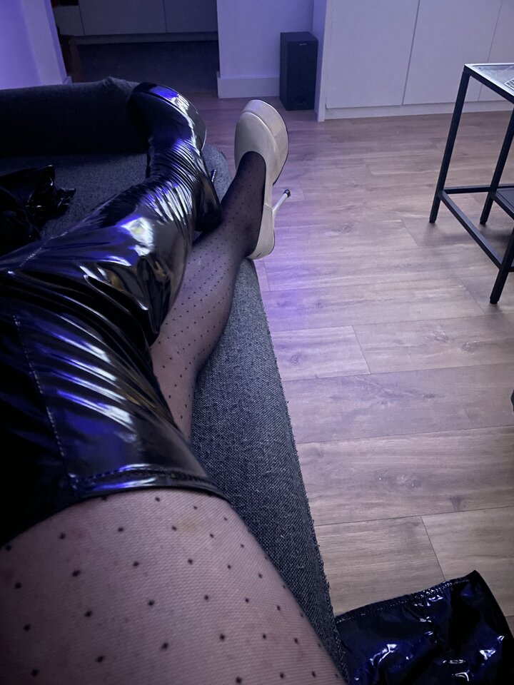 Które wybierasz ? A może chcesz jeszcze inne zobaczyć😈.  ? - aduska12