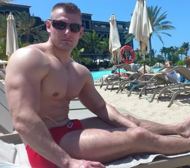 received_1143359852701343~2.jpg - Max11111111111