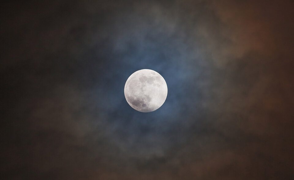 Piękny widok - Wyrewolwerowany_Rewolwerowiec