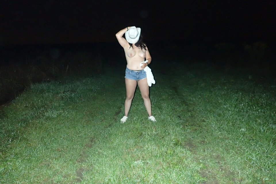 134.JPG - niezdecydowana