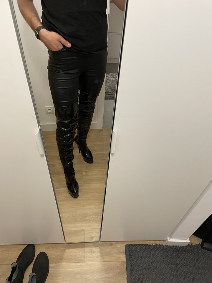 2495B347-8571-4F6E-A92B-C1D85ED16566.jpeg - aduska12