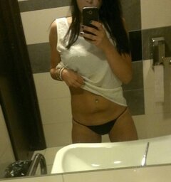 image-7a8516a2d63ac842af91d637609fc2b84e54687a5a9f4d67e3581c504e