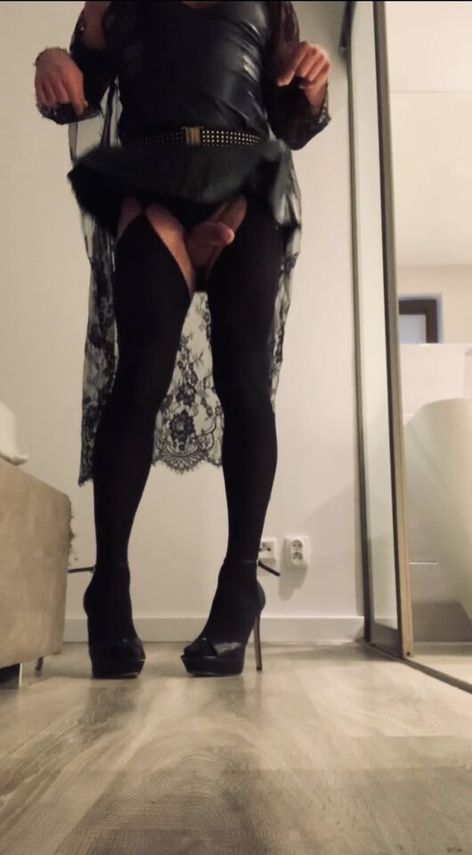 037499A5-67B9-4E20-97A2-03DCB88752DB.jpeg - FabStock