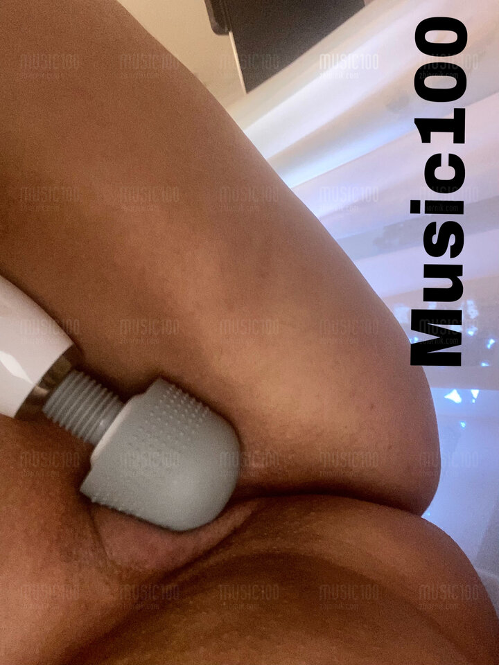 CD1837E5-A71E-46C2-A06A-67C9B33BC6A7.jpeg - Music100