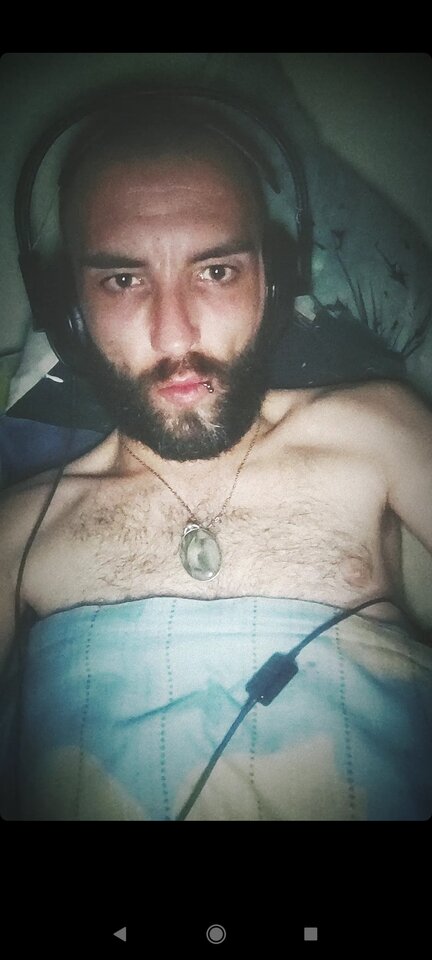 Screenshot_2022-09-11-00-40-41-848_com.instagram.android.jpg - GayEric93
