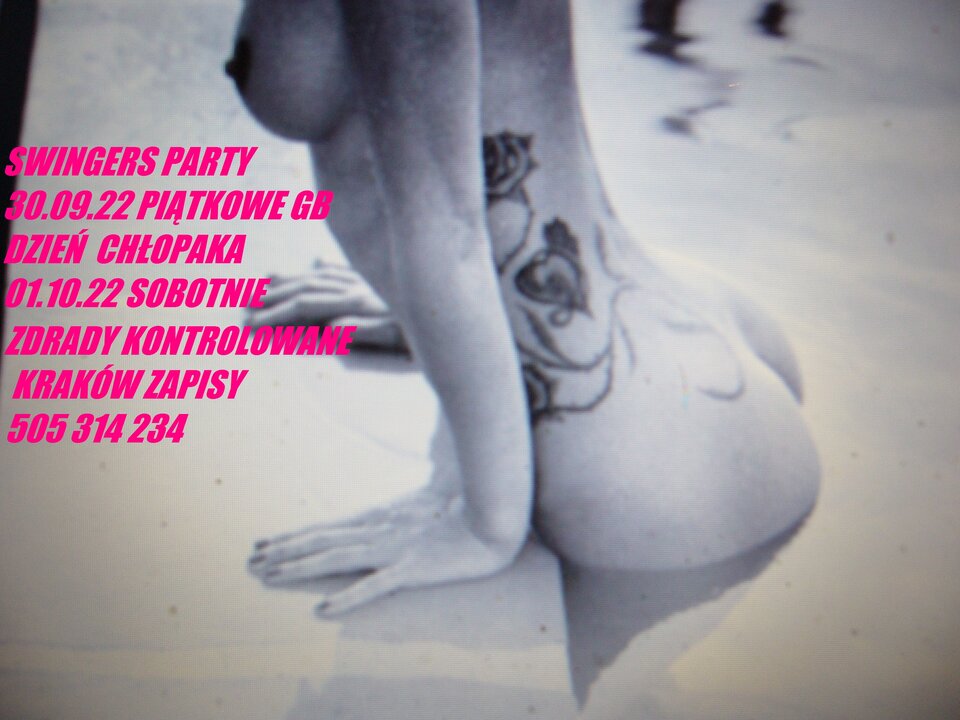 P110024211.jpg - Partyclub