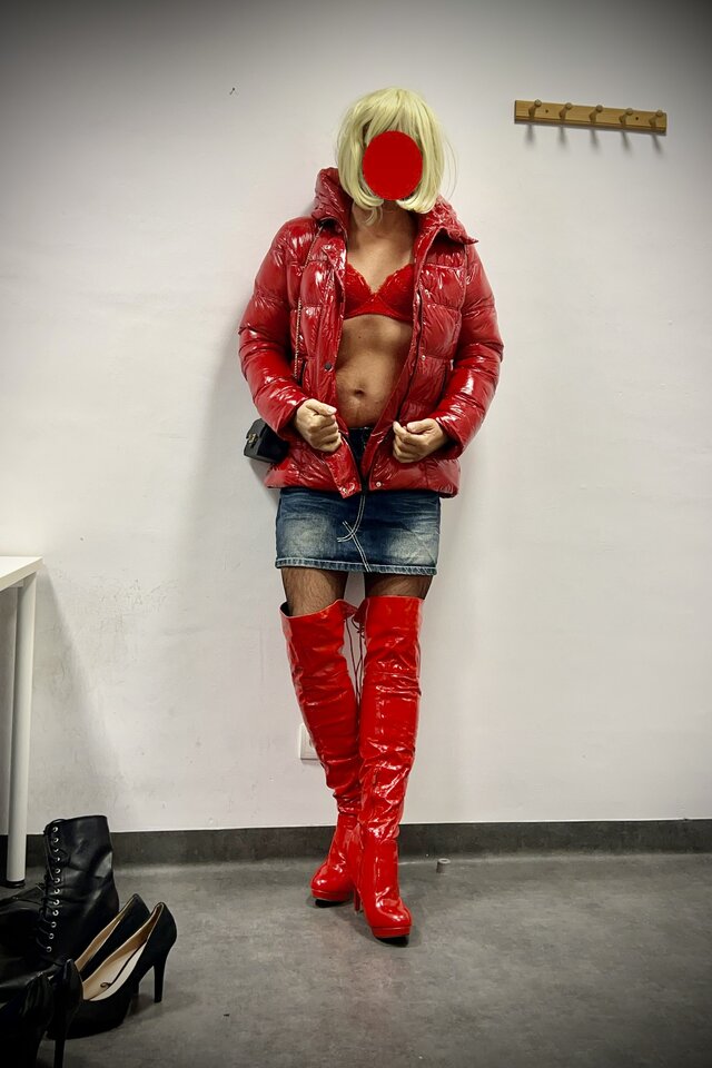 Jeans-na czerwono.jpeg - piter_ulegly