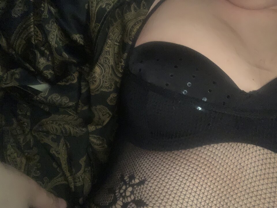 87D8FEE5-96DF-45FB-A377-539684B61953.jpeg - Gina6969