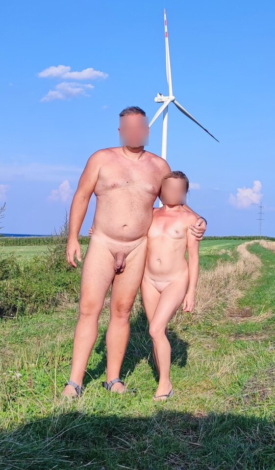 JPEG_20221001_174937_571402159137005070.jpg - On80ona77