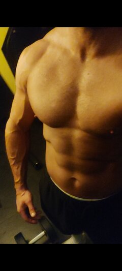 Screenshot_20220915-230323_Gallery.jpg