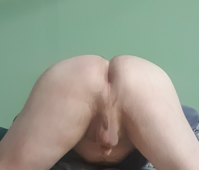DickinMyButt