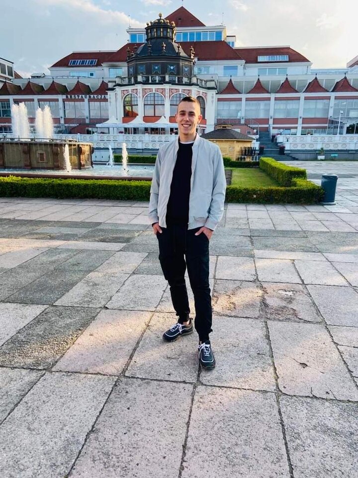 9E533C64-A1A3-4820-AF51-D46892355BF7.jpeg - Baki420