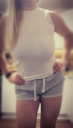 Czyżby pokocham chodzenie bez stanika? 😁 Co myślicie? 😈