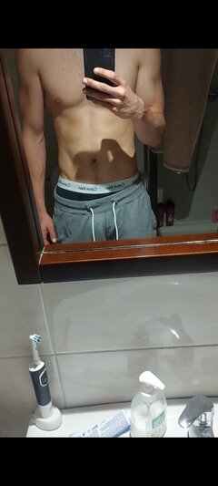 Screenshot_20221009-221647_Video Player.jpg