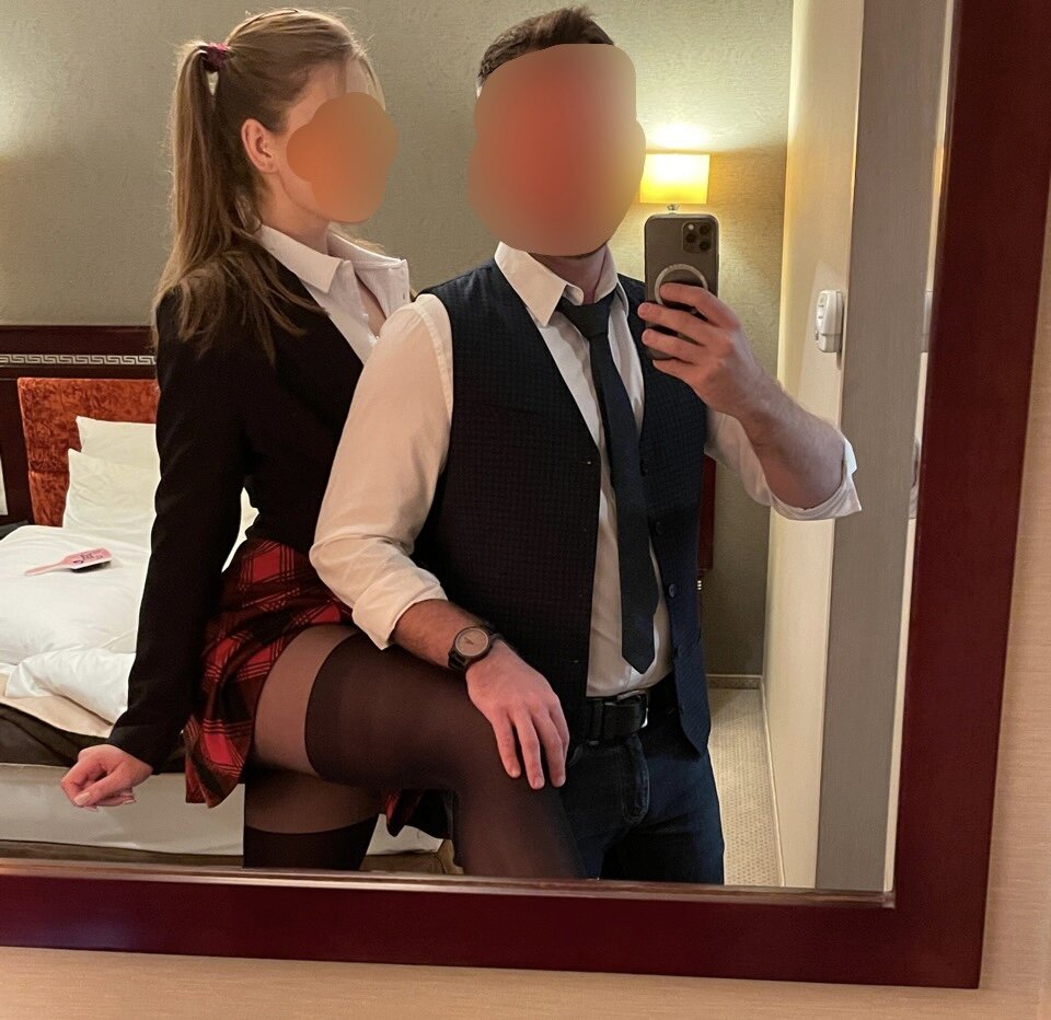 0059DD67-81F7-4194-B65E-E2FEF145F1BD.jpeg - GirlxDaddy