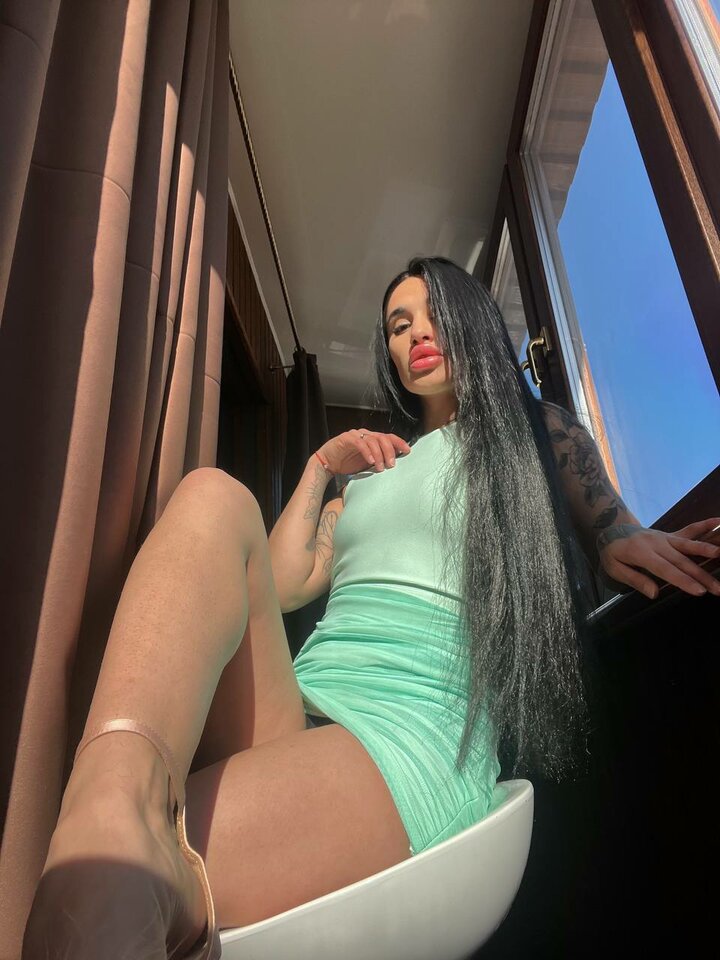 96C64365-E2C6-420D-B4E7-8AD9A78A0FF9.jpeg - ElAriana