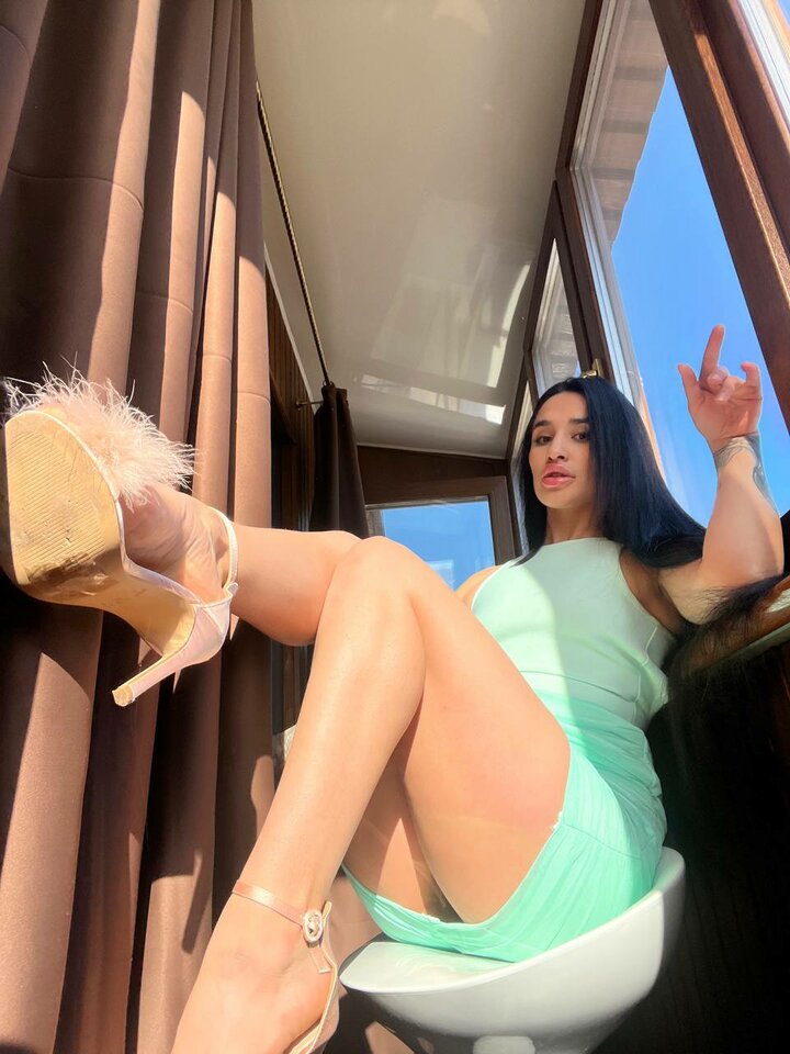 EB0F80F4-FE89-412A-BC8F-DA4809E0EAE1.jpeg - ElAriana