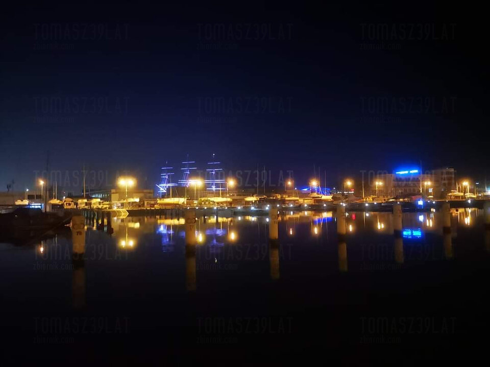 Gdynia nocą  - Tomasz39lat