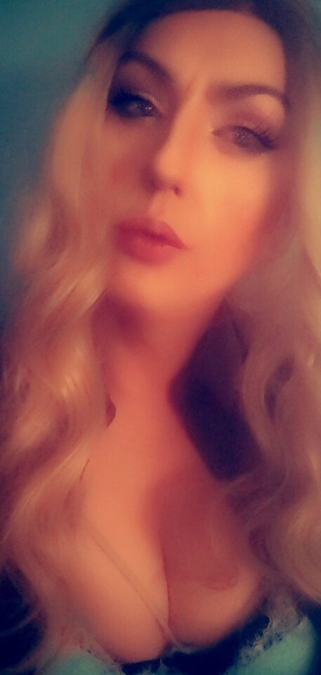 Snapchat-553483297.jpg - KarolinaShemale29