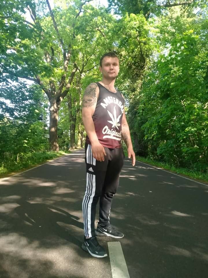 FB_IMG_1659125740447.jpg - R0BS0N1
