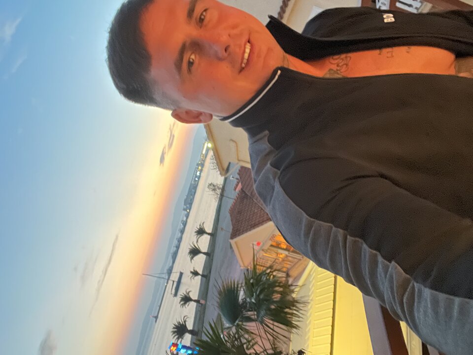 7CC3F800-1F55-4A92-BF83-FD32F19D3DFC.jpeg - dreams1980