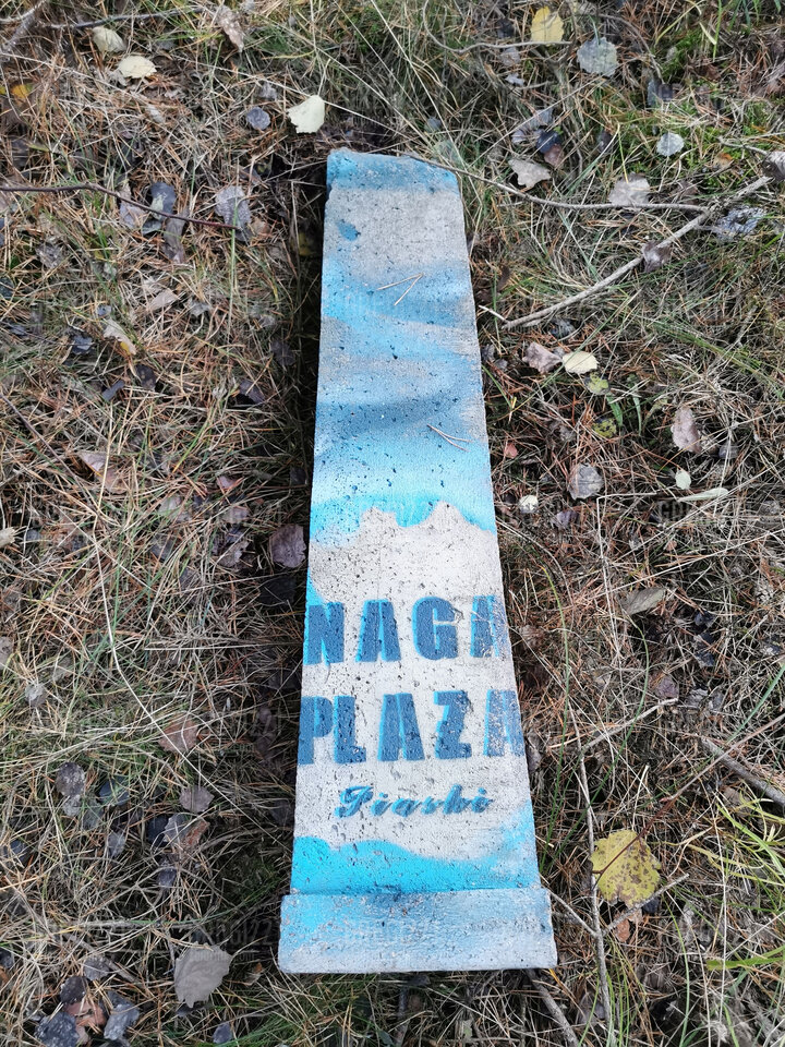 chyba komuś słupek przeszkadzałał - gregi221