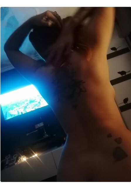 Screenshot_20221030-115749_Chrome.jpg - SexiparkaHot