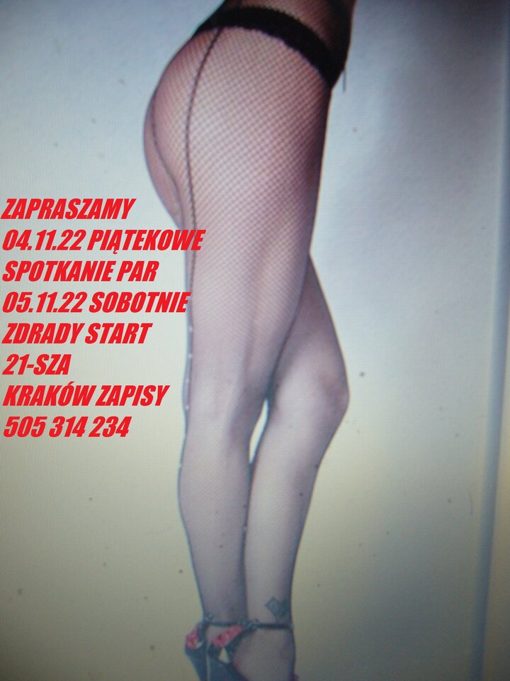 P110018011.jpg - Partyclub