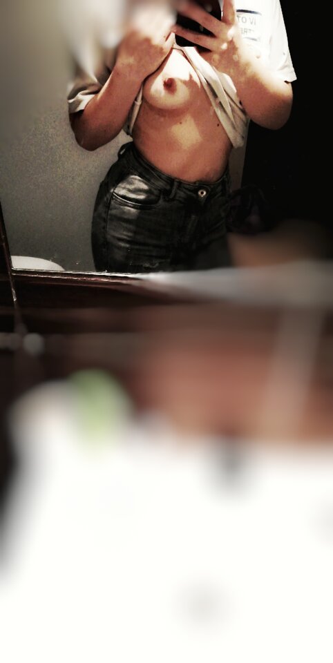 ePorn Przyjaciółka 🥰 - WYUZDANY_BLOG