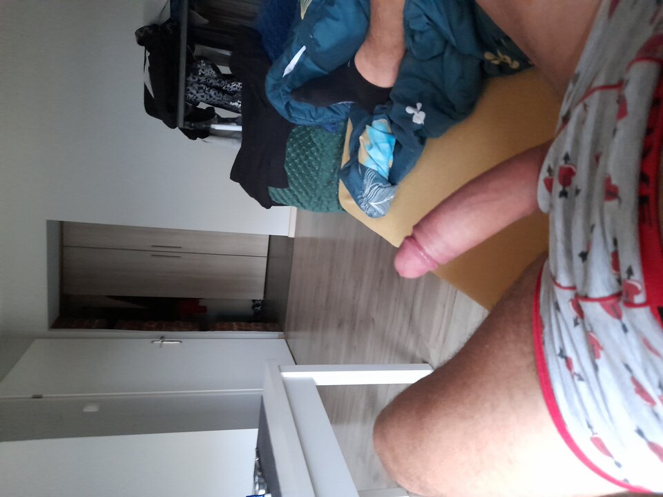 20221105_121314.jpg - Biseexual