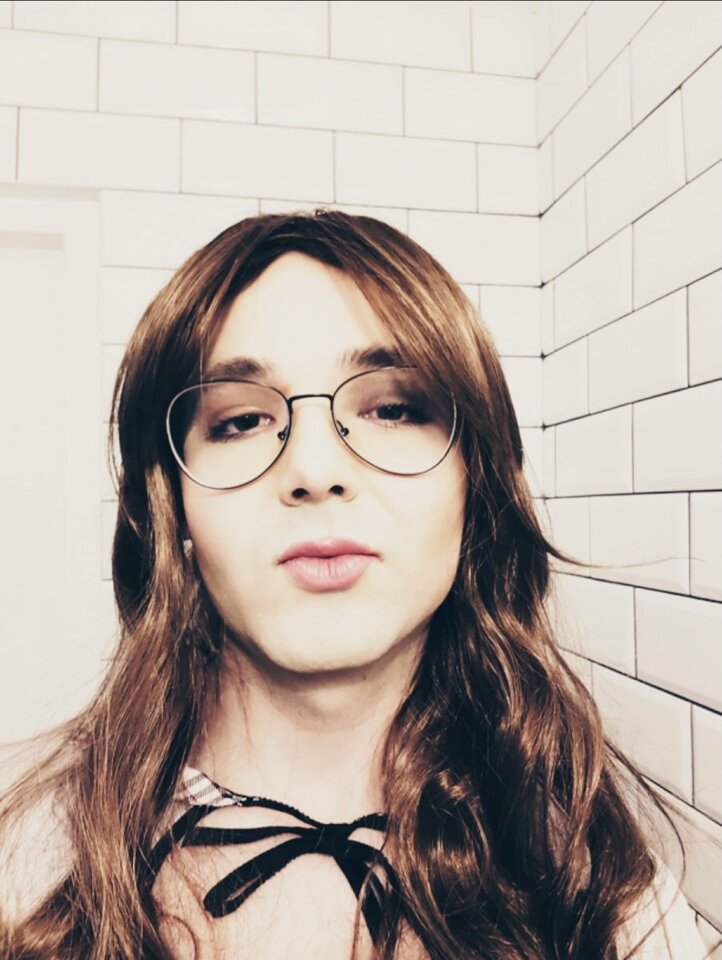 CC8C3AF8-007A-4E2D-A517-C4A61ECC8C5B.jpeg - SissyAma