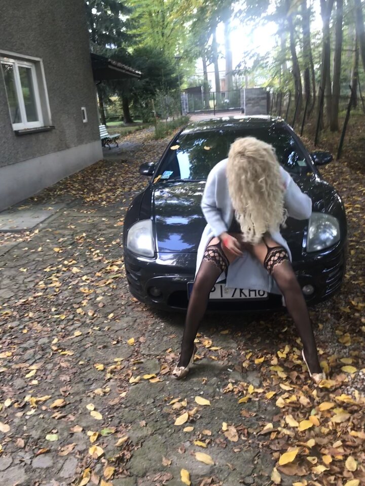 6D4E71FD-C910-47B3-B10C-182C47CE1DDF.jpeg - YourBlackAngel