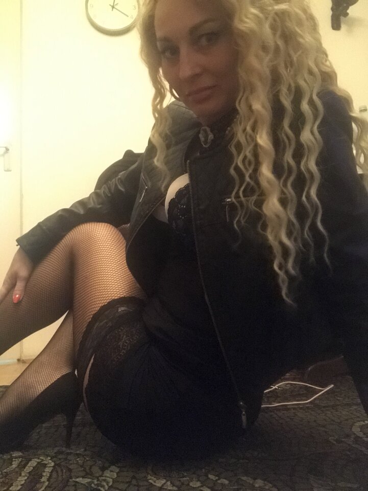 FBF4E671-81FD-4F21-A7AE-AB711D4BCC8C.jpeg - YourBlackAngel