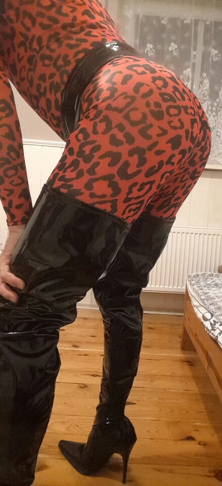 2022-11-17 08.43.48.jpg - Active_Lady