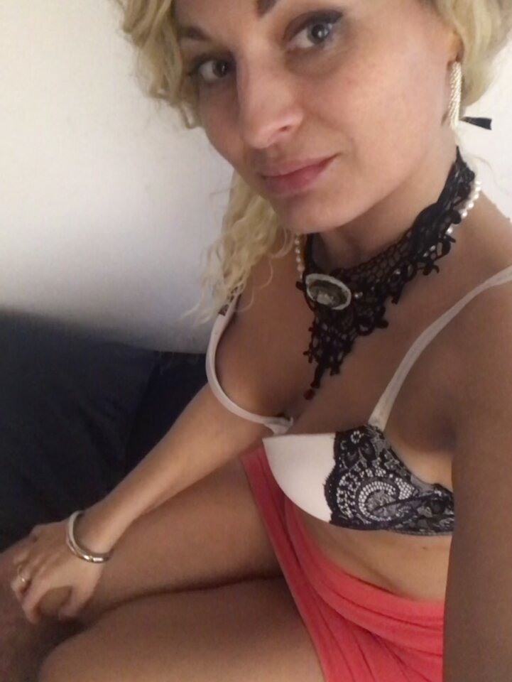 1745E420-71E1-4990-A472-822CCBB8A44C.jpeg - YourBlackAngel