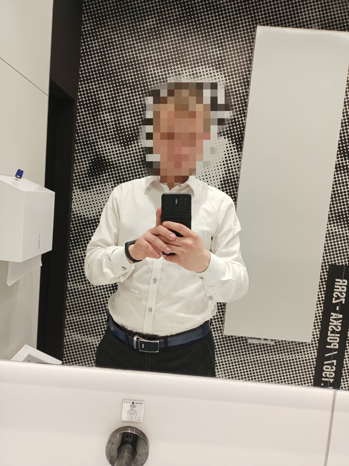 Jakaś suczka chętna na młodego przystojnego eleganta 🥵🥵 - OryginalnyNick97