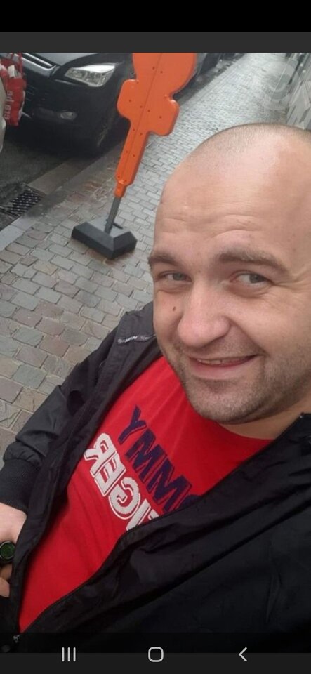 Screenshot_20221130-220602_Badoo.jpg - PePeBxL1989